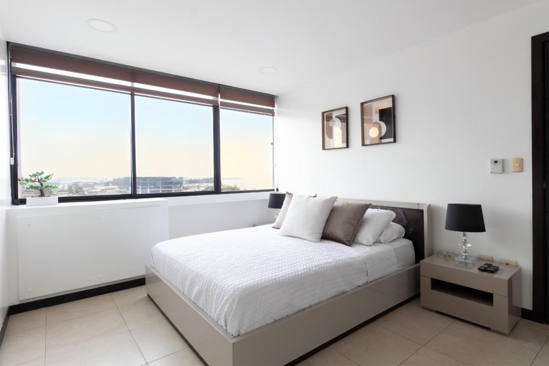 Puerto Santa Ana Luxury Suites Гуаякиль Экстерьер фото